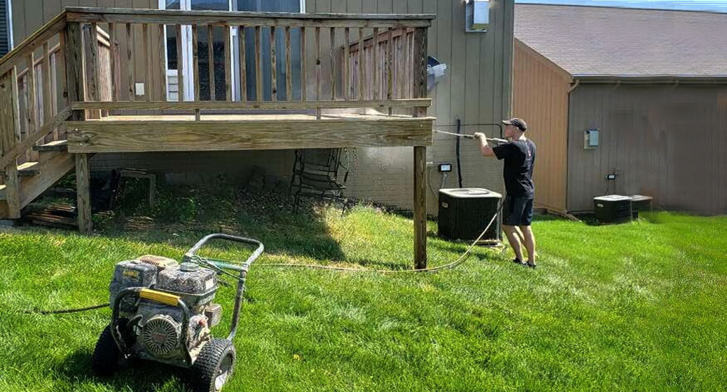 Deck Staining Service Powerwashing